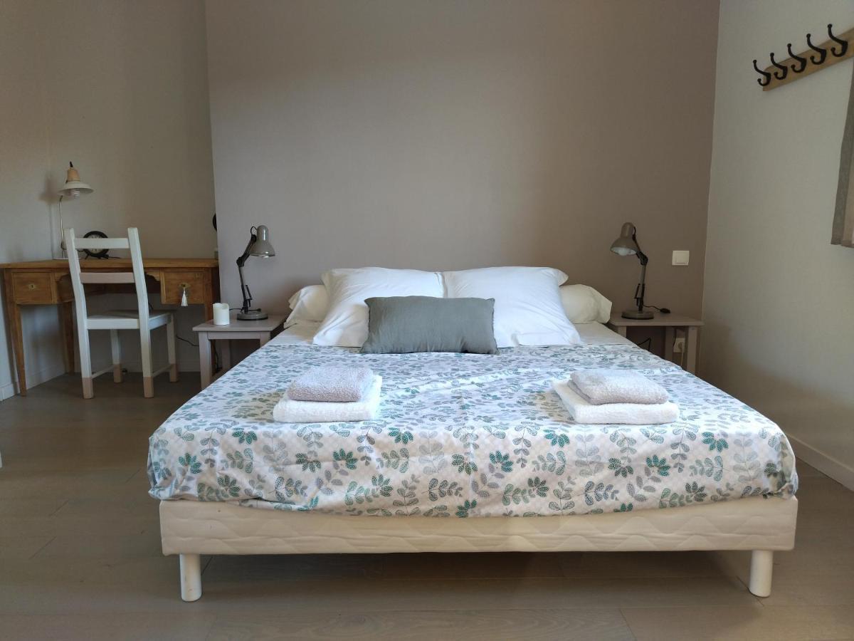 Bourg-Saint-Andéol Le Grand Cedre - 2 Chambres D'Hotes - Sud Ardeche المظهر الخارجي الصورة